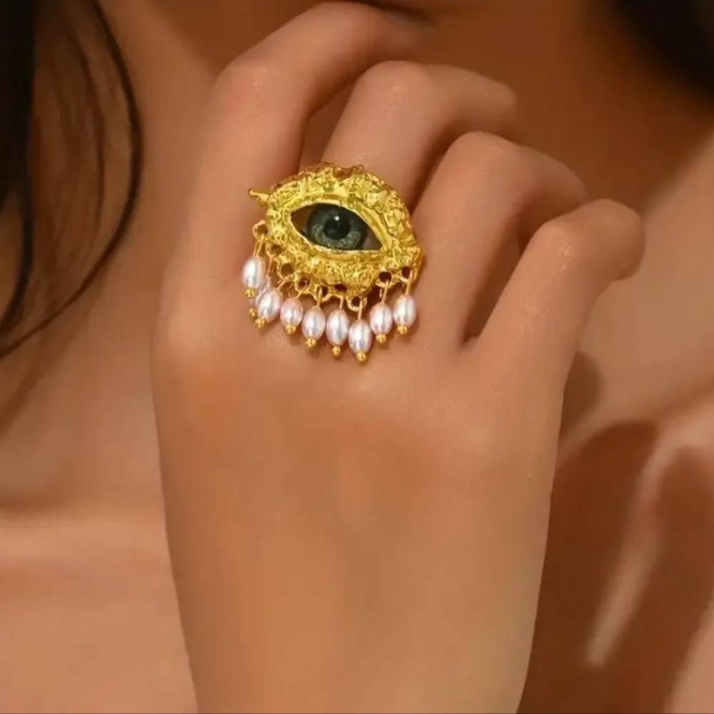 🆕️ Schiaparelli Inspired Style Gold Eye Ring with Pearls NWOT - Picture 4 of 15